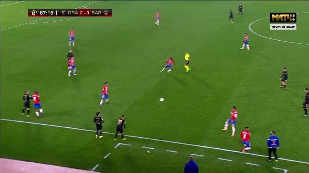 中超赛报：上海申花客场击败广州队,